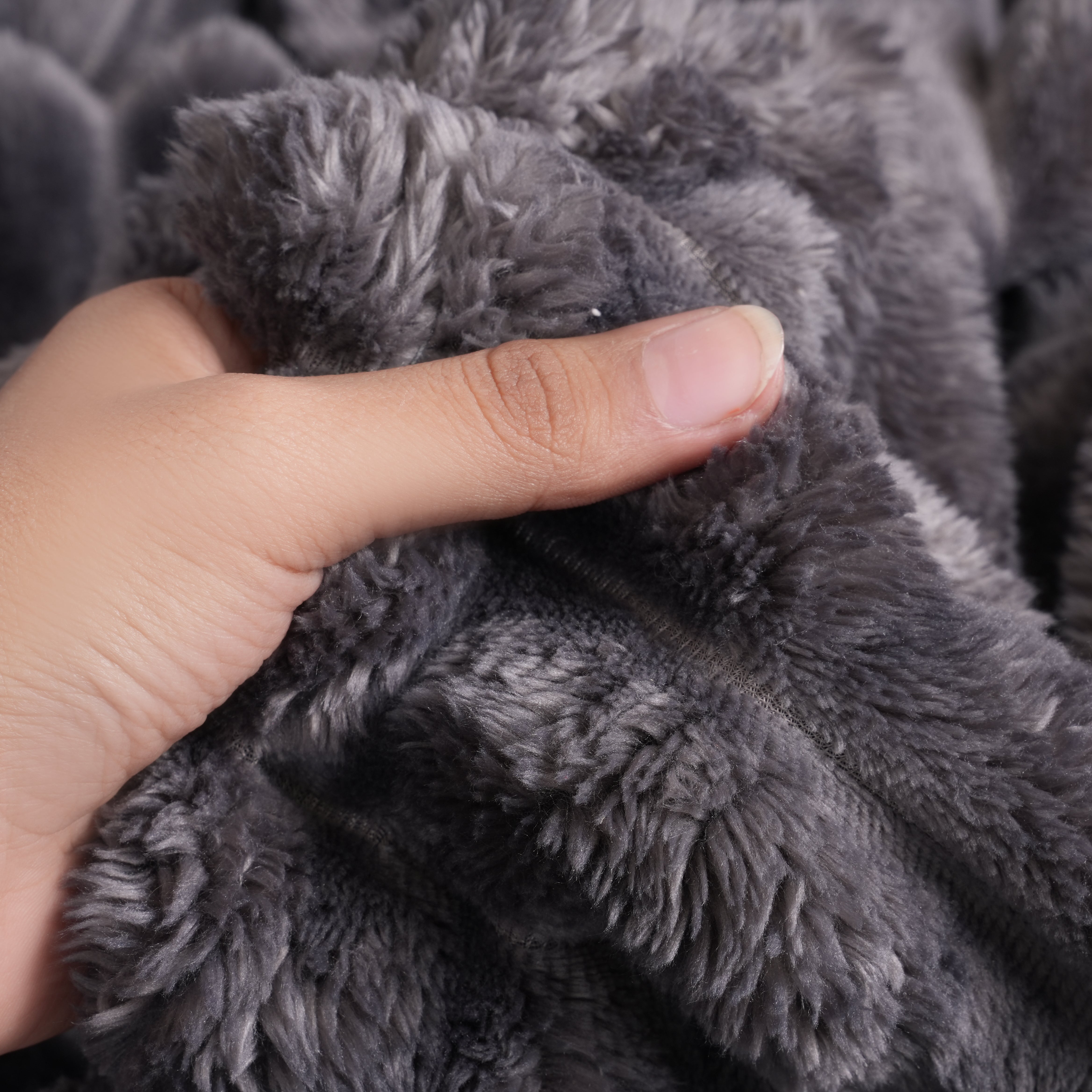 Super Soft Faux Fur Ribbed Flannel Fleece Throw Blanket - Double King Size, 500 GSM, Solid Colour, Plush Bedding Blanket